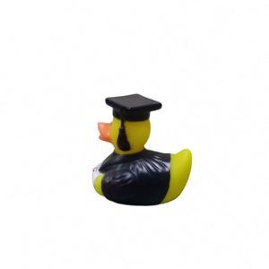 Duck Doctor en plastique personnalisé avec logo, 2 pouces, pour bébé, avec pompon, vente chaude saison de la remise des diplômes, en gros - Product Image 2