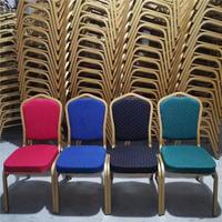 Chaise de salle à manger empilable en métal fer, style moderne, bleu, noir, rouge, pour hôtel, salon, mariage, événement, banquet