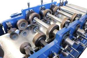 Máquina formadora de correas en forma de CZ de alta precisión Máquina formadora de rollos para Material de construcción - Product Image 6