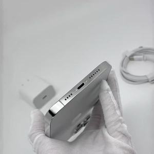 Venta al por Mayor de iPhone 13 Pro Max de Segunda Mano, Genuino, Desbloqueado, Original, 99% Nuevo, 128GB 256GB 512GB de Almacenamiento, Buen Estado, CDMA/LTE, Entrega - Product Image 3