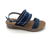 Sandales plates pour femmes, design diamant, antidérapantes, logo personnalisé OEM, injection PVC, chaussures pour femmes, sandales pour femmes.