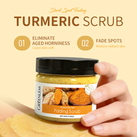 Gommage corporel au curcuma : Clarifie la peau et atténue les taches pour un teint plus lumineux.