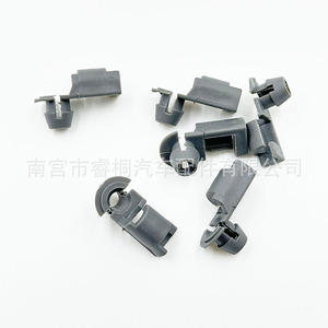Loquet de porte de voiture Shuangxuan en plastique, usage général, avec crochet et tige de poussée/tirage en fer - Product Image 4