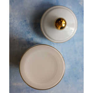 Pot à pharmacie en verre opale Daniele F. pour le stockage, élégant et durable - Product Image 3