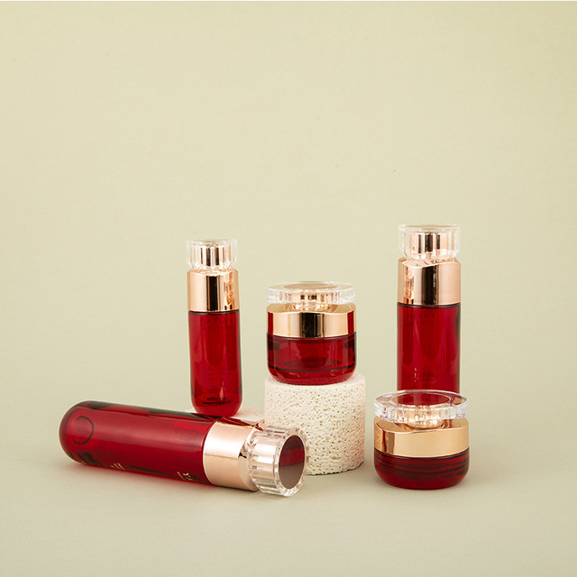 Eco-Friendly High Quality Red Empty Cosmetic Glass Bottle Packing Cosmetic Packaging Bottles