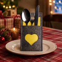 Porte-couverts de Noël en feutre, pochettes pour ustensiles, décorations de table de Noël, décorations de table à dîner