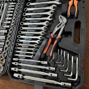 Kit de Herramientas de Reparación de Motores de Acero de 137 Piezas con Llave de Trinquete de PC, Llave de Doble Extremo, Destornillador, Llave Hexagonal, Alicates para Bomba de Agua - Product Image 2