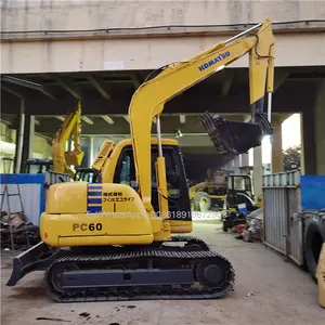 Mini-pelle Komatsu de 6 tonnes d'occasion bon marché de 2020 ans PC60-7 PC56-7 PC60-8 la maison et la ferme pelleteuse PC70-8 PC75 Komatsu Excavator