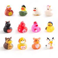 Nouveau Design en vrac Logo blanc noir 3.5 "concevoir votre propre jouet de Cowboy géant Mini canard en caoutchouc bain pas cher personnalisé en vrac canard en caoutchouc