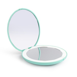 Miroir de maquillage portable mini LED avec logo personnalisé, avec lumières, rechargeable, compact pour les voyages - Product Image 2