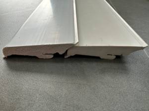 Zócalo de Pared y Piso DG-6017 de Alta Durabilidad y Fácil Instalación, Moldura de Zócalo Blanco para Hotel, en Venta - Product Image 3