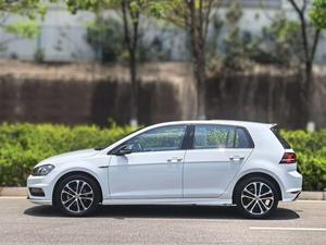 Volkswagen <span class=keywords><strong>Golf</strong></span> Usado, Compacto, Hatchback, 2017, 280TSI <span class=keywords><strong>R</strong></span>-Line, 1.4T Turbo, Euro V, Interior Deportivo en Cuero, Familiar, Gasolina - Product Image 6