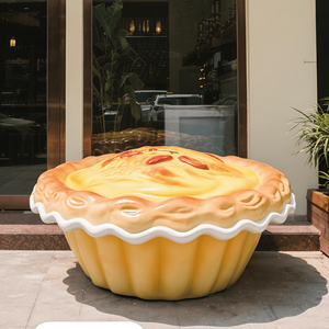 פסל עוגת טארט ביצים מעוצב בעבודת יד משרף ידידותי לסביבה, לקישוט חנויות קינוחים - Product Image 6