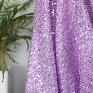 3mm <span class=keywords><strong>Lavande</strong></span> Couleur Sequin Stretch Woven Mesh Glitter Base Fabric for Wedding Party Dress Elastic Spandex Sequin Embroidery Mesh - Product Image 3