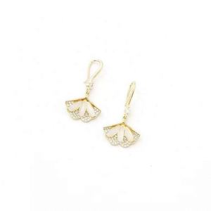 Luxurious French Apricot Leaf Earrings for Women Fresh Natural Versatile Trendy Elegant Pearl Jewelry - Product Image 6