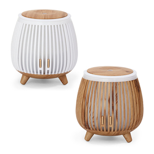 2025 Nuevo difusor de aroma de grano de madera de 140ML con luces LED de 7 colores y silencioso para <span class=keywords><strong>Idea</strong></span> de regalo de escritorio de oficina en casa - Product Image 1
