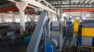 <span class=keywords><strong>PET</strong></span> 병 재활용 세척 라인, <span class=keywords><strong>PET</strong></span> 병을 분쇄하여 스크랩을 청소하여 <span class=keywords><strong>PET</strong></span> 칩 또는 필라멘트 원사를 만듭니다 - Product Image 5