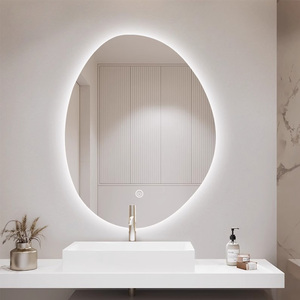 กระจกห้องน้ำอั<span class=keywords><strong>จ</strong></span>ฉริยะไฟ LED ติดผนังรูปทรงไม่สม่ำเสมอไม่ใช้กันฝ้าติดผนังสำหรับโรงแรมและใช้ในอพาร์ทเมนท์ - Product Image 2