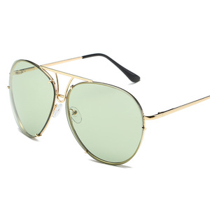 Gafas de Sol Extra Grandes con Logotipo Personalizado, Montura Redonda de Aleación para Mujer, Lentes Multicolores Degradados, Protección UV400 para Hombre y Mujer - Product Image 5