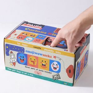 Caja Misteriosa con Calcetines de Moda Absorbentes de Sudor para Regalo - Product Image 3