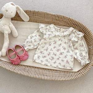 Conjunto de Roupas para Meninas Pequenas de Primavera, Camisa de Manga Longa Estampada e Macacão, 2 Peças, Moda Infantil - Product Image 5