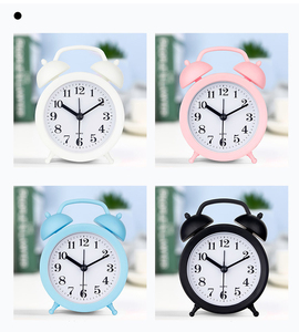 Đồng Hồ Cầm Tay Mới Lạ Sáng Tạo Dễ Thương Mới Theo Yêu Cầu LOGO Đơn Giản Mới Đồng Hồ Báo Thức Đầu Giường Đa Năng - Product Image 2