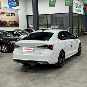 Skoda <span class=keywords><strong>Octavia</strong></span> <span class=keywords><strong>2023</strong></span>, 5 Puertas, 5 Plazas, Hatchback Usado, Automático, Interior Oscuro, Volante a la Izquierda - Product Image 6