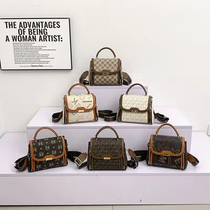 Nouveau sac à main élégant en PU pour femmes, style européen et américain rétro, polyvalent, automne-hiver, grande capacité, sac bandoulière ouvert - Product Image 3