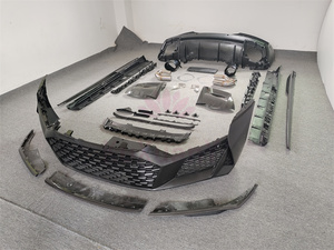Assemblage de pare-chocs de voiture de calandre avant en matériau PP Kits de carrosserie <span class=keywords><strong>R8</strong></span> pour <span class=keywords><strong>Audi</strong></span> <span class=keywords><strong>R8</strong></span> 2016-2021 mise à niveau <span class=keywords><strong>2022</strong></span> nouveau kit de carrosserie de lifting - Product Image 3