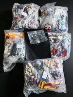 76454 4586 2135 pièces Blocs de construction de la tour principale du château de Poudlard Modèle classique en plastique ABS Cadeau de Noël Compatible à partir de 14 ans Unisexe