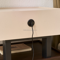 Table de chevet de luxe DLC-D010 avec coffre-fort, lumière, chargement USB sans fil et haut-parleur intégré