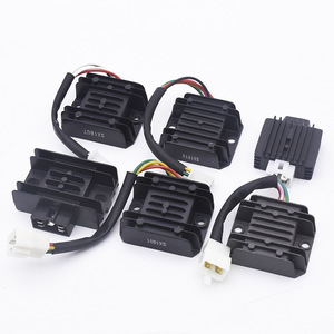 Régulateur de tension et redresseur pour moto à trois roues 110 WY CG FXD Qianjiang Guangyang GY6125 avec connecteur - Product Image 1