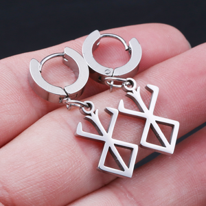 Pendientes Colgantes de Anime BSK Guts Black Swordsman Brand of <span class=keywords><strong>Sacrifice</strong></span> para Fanáticos del Anime, Cosplay y Regalo Promocional - Product Image 2
