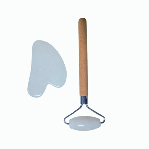 Set de belleza de jade blanco natural con mango de madera, rodillo facial y Gua Sha en forma de corazón para el cuidado facial en casa. - Product Image 4