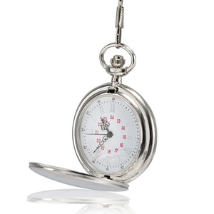 <span class=keywords><strong>Montre</strong></span> de poche à Quartz pour hommes et femmes, cadran à chiffres romains, boîtier argenté avec chaîne, 1 pièce - Product Image 6