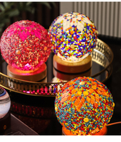 Lampe de table marocaine en mosaïque avec prise USB Veilleuse LED pour les idées de nuit Date Lumière décorative de chambre à trois couleurs pour la chambre à coucher