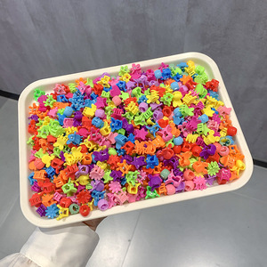 Pinzas para el Cabello con Lazo de Princesa para Niñas y Bebés, Paquete de 50 Piezas, Caja Pequeña, Mini Accesorios, Hermosas Pinzas para Flequillo con Flores - Product Image 1