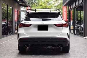 Diffusore Posteriore GLA45 con Punte Argento e Nere per BENZ <span class=keywords><strong>GLA</strong></span> H247 AMG 2020-2026, Paraurti <span class=keywords><strong>Auto</strong></span> GLA35 - Product Image 2