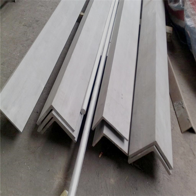 55 x 55 x 5 Steel angle iron