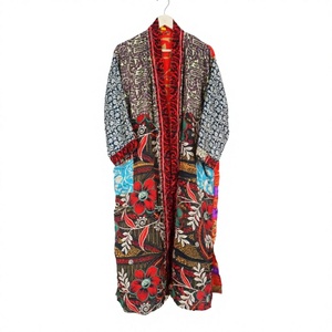Chemise de nuit longue en satin de soie 100% de haute qualité, col en V, avec cordon de serrage, manches longues, imprimé floral, couleur et logo personnalisables - Respirante - Product Image 5