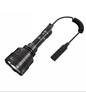 P30i 2000 lúmenes 1000m distancia del haz tipo C batería recargable 21700i para luz de caza y búsqueda - Product Image 4