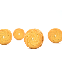 Biscuits sandwichs au lait de qualité supérieure, marque privée, 45 g, sains, semi-durs, croustillants, au goût sucré, collations pour le goûter, sachet