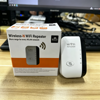 Répéteur WiFi sans fil 300 Mbps, prise EU, extension de portée du signal longue portée, mini amplificateur WiFi 2,4 GHz 10/100 Mbps pour la maison et le bureau