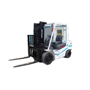 Montacargas Usado para GLP, TCM 30, 3 Toneladas, 3 Metros, Modelo 2022, Tracción 4x4, 1 Año de Garantía, Japón, Ancho de Horquilla de 125 mm, Video de Prueba Certificado - Product Image 1