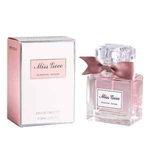 Vente en gros de parfum léger longue durée Pink Sweetheart 100 ml avec notes boisées pour femmes - Product Image 4