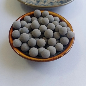 Fourniture de billes céramiques pour le traitement de l'eau en aquaculture / billes de purification pour piscines / billes de <span class=keywords><strong>pierre</strong></span> de tourmaline - Product Image 2