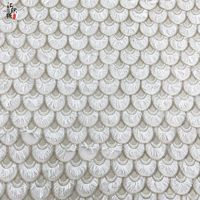 Tissu en dentelle élégant à franges de cils 3D en forme d'éventail, broderie festonnée en fil doré pour robe de soirée et robe de bal