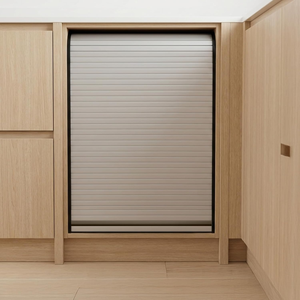 Puerta <span class=keywords><strong>Enrollable</strong></span> de PVC Plástico de 650x500mm, Color Plata y Negro, para <span class=keywords><strong>Armario</strong></span> de Cocina, <span class=keywords><strong>Armario</strong></span>, <span class=keywords><strong>Persiana</strong></span> <span class=keywords><strong>Enrollable</strong></span>, Puerta <span class=keywords><strong>Enrollable</strong></span> para Electrodomésticos - Product Image 1
