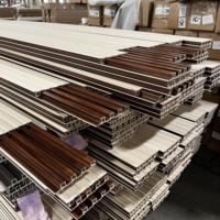 Panel Dinding Dekoratif WPC Tekstur Kayu Beralur Tahan Air untuk Interior dan Eksterior Hotel