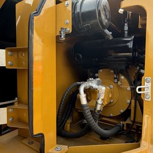 Excavatrice hydraulique Caterpillar d'occasion de 7 tonnes, modèle 2022, à faibles coûts d'exploitation, avec moteur, boîte de vitesses, pompe et roulement, en vente pour inspection vidéo - Product Image 2